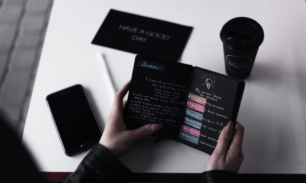 マイクロラーニングを導入｜セールスイネーブルメントの促進に必要な理由|Senses Lab.|top