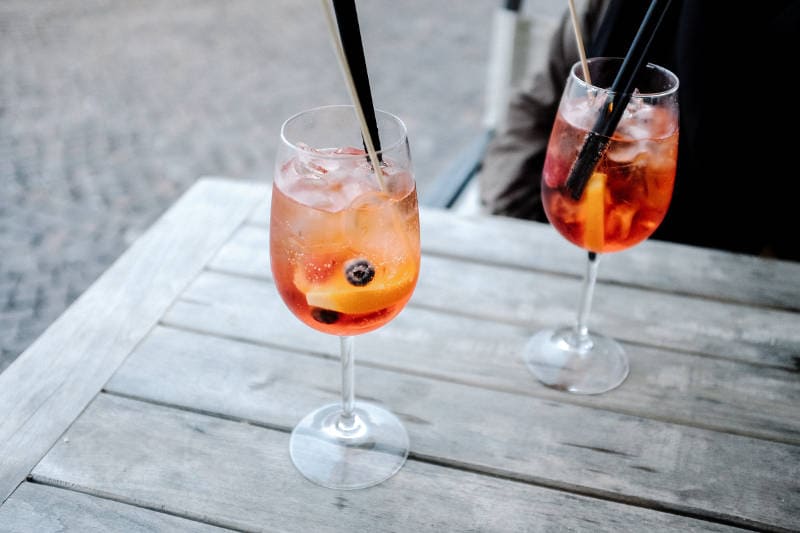 飲みニケーション は本当に必要か？飲みニケーションで得られる効果 | Mazrica Sales (旧 Senses)  Lab. |1