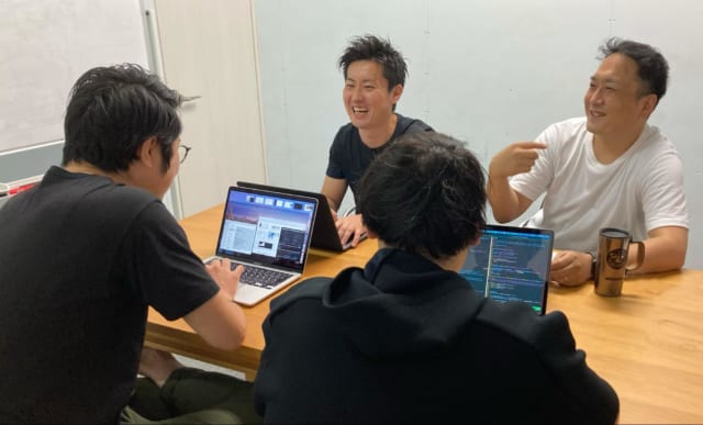 手芸用品の卸問屋「ハマヤ」が起こしたDX革命。必要なのは覚悟と情熱|Mazrica Sales (旧 Senses) Lab.